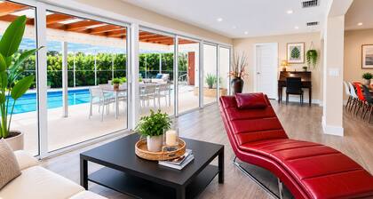 Amazing Villa Walk to Beach Heated Pool & Jacuzzi