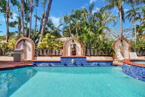 Una piscina riscaldata