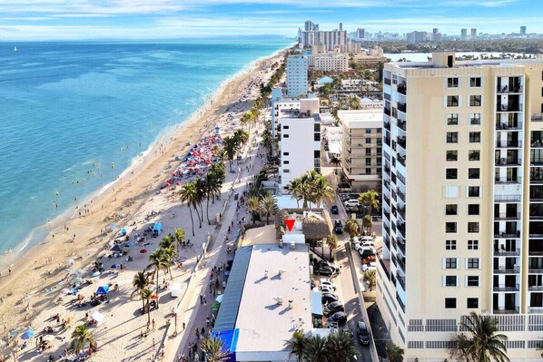 Beach nearby - Beach Effiency - Hollywood Beachfront & Broadwalk (Hollywood)