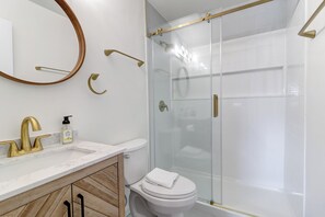 Shower, towels