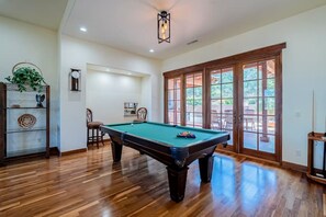 Game room - Epic Family/Group Fun - Views, Hot Tub & Central! (Sedona)
