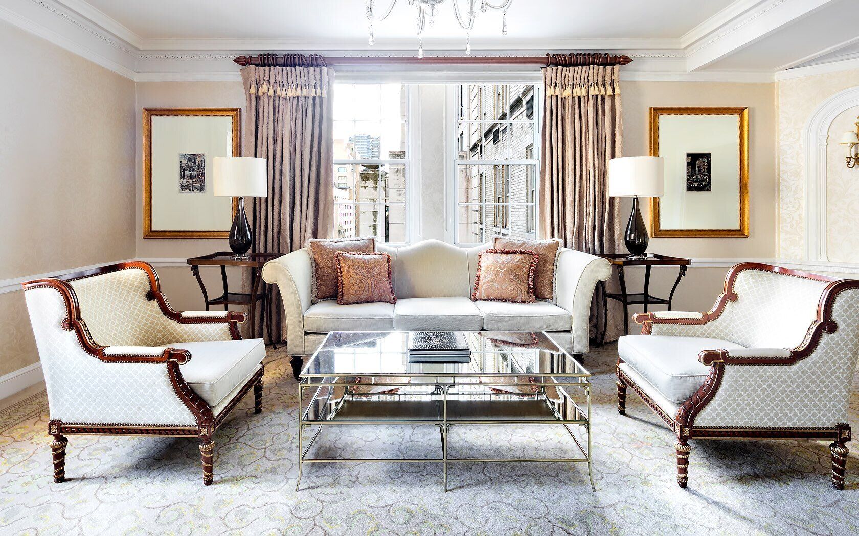 Experience NY Grandeur: Elite Stays at The Pierre next to Central Park