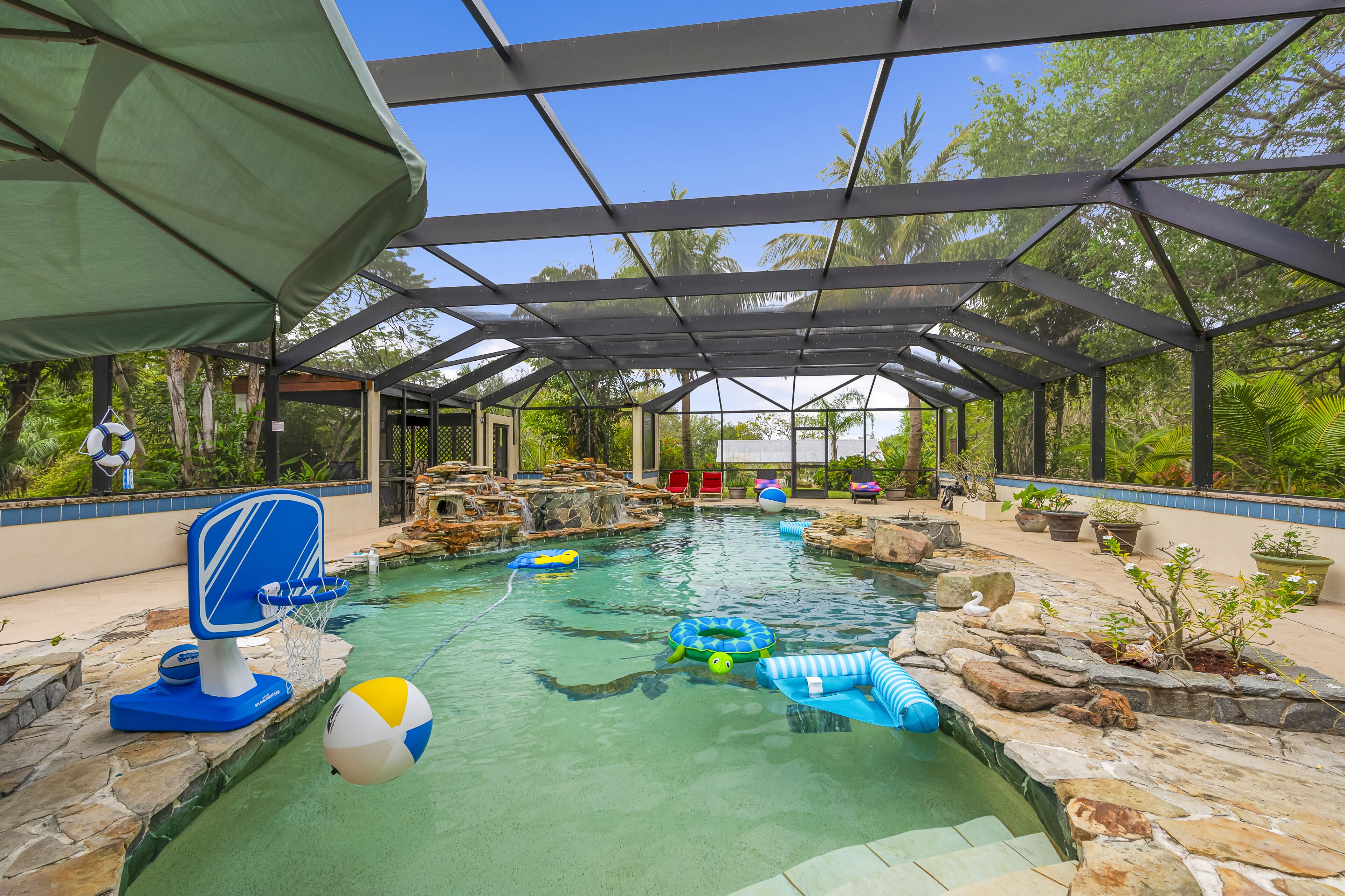 室外泳池、暖水池