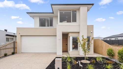 Georgina By The Bay - Luxury getaway in great location.