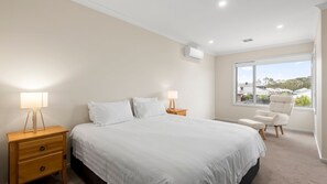 4 chambres, bureau, lit parapluie, Wi-Fi