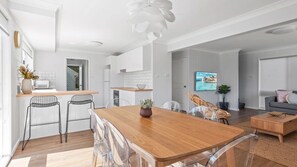 Interior - Mcgrath welcomes you to The Lake Hideaway on Kendall (Burrill Lake)