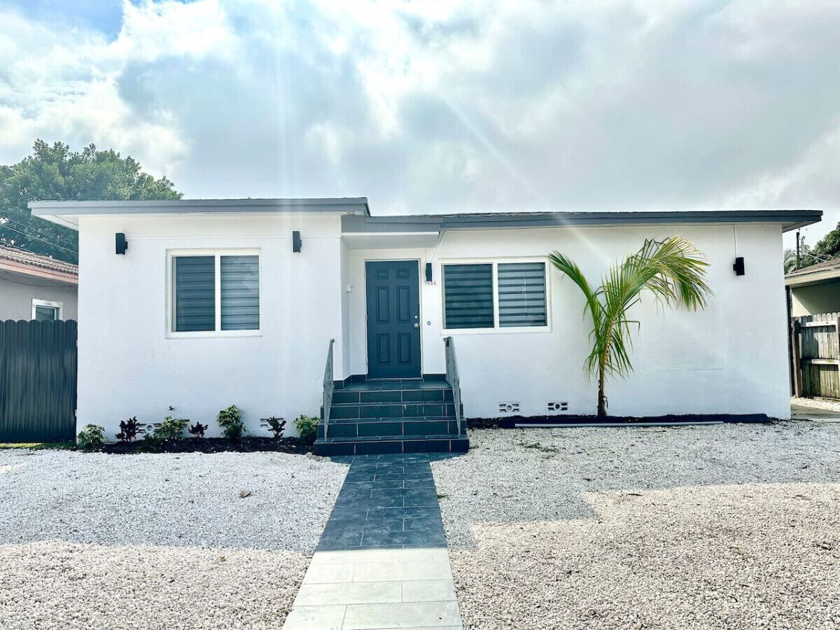 Harmony Home near Calle 8/SoBe