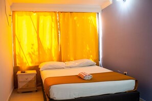 Individually decorated, individually furnished, free WiFi - casa hotel las gaviotas II (Santa Marta)
