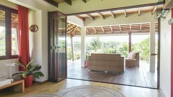 Strygejern/strygebræt, Wi-Fi, sengetøj