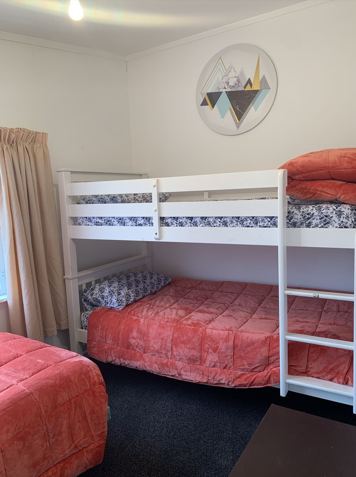 2 bedrooms, iron/ironing board, travel cot, WiFi