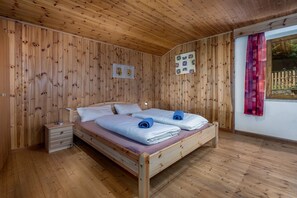 2 makuuhuonetta, ilmainen Wi-Fi, vuodevaatteet