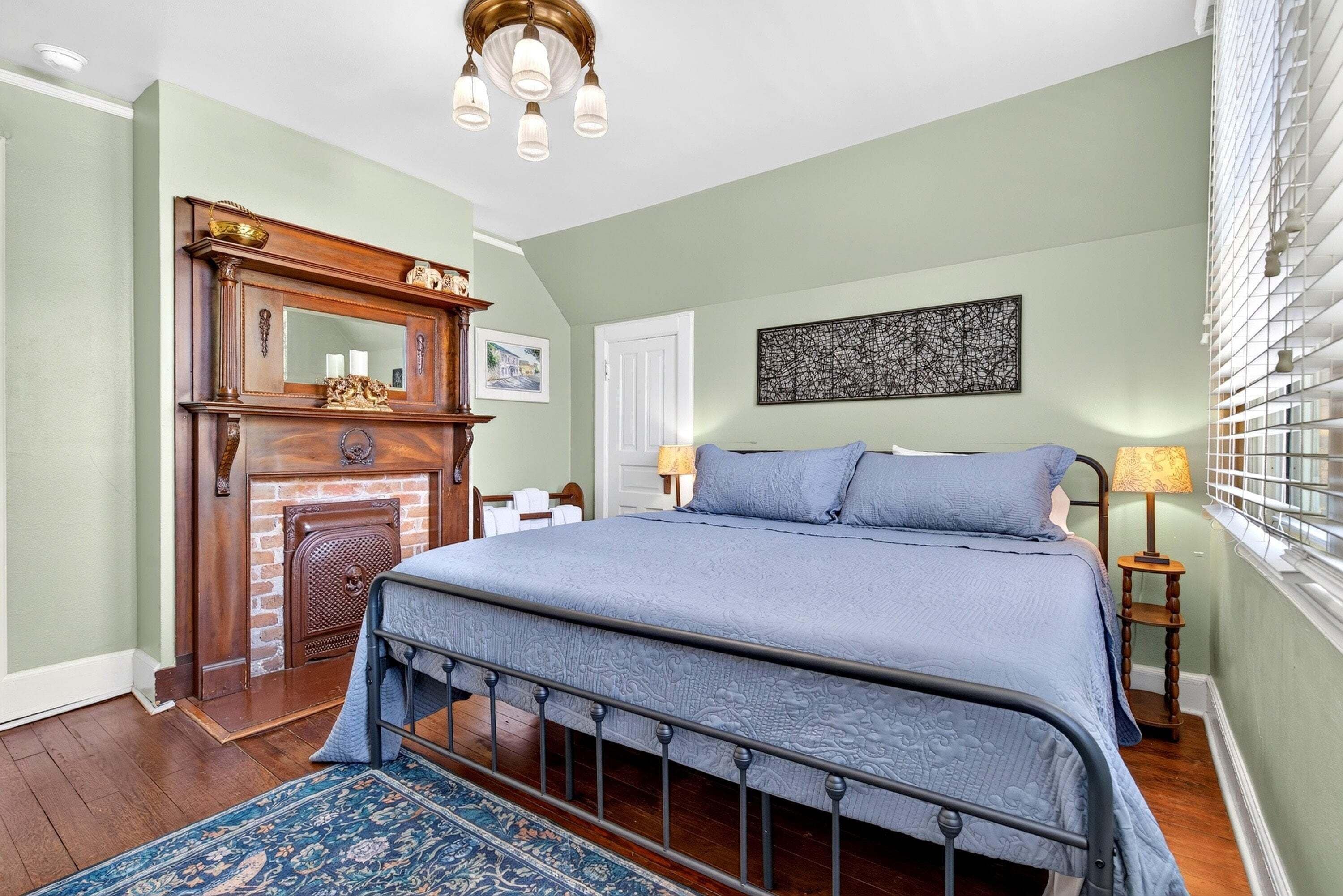 1 chambre, fer et planche à repasser, Wi-Fi gratuit, draps fournis