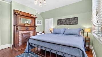 1 bedroom, iron/ironing board, WiFi (free), bed sheets
