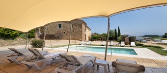 Villa 'Mas Tortós' with Mountain View, Private Garden and Barbecue