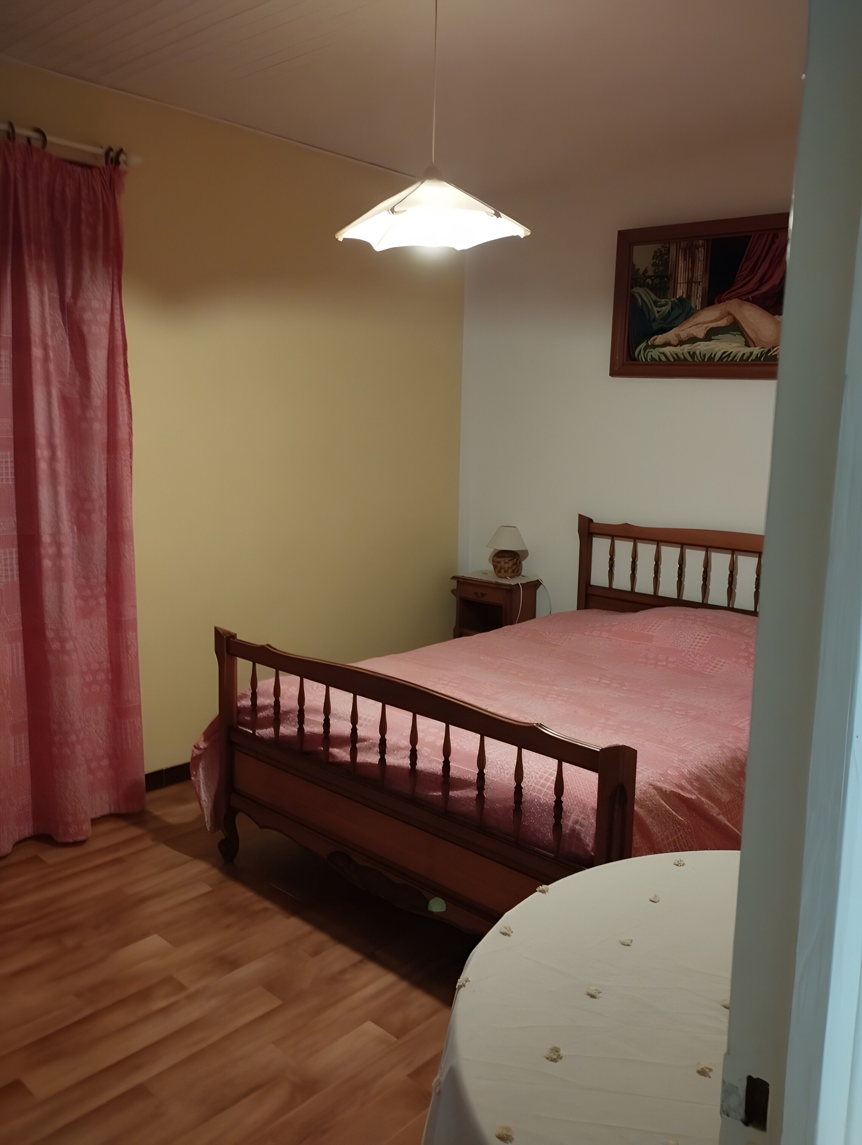 3 slaapkamers, een strijkplank/strijkijzer