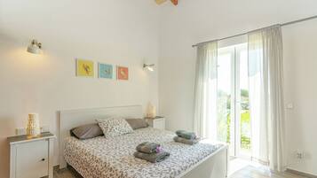 3 chambres, fer et planche Ă repasser, Wi-Fi gratuit, draps fournis