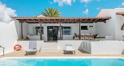 Vacation Home 'Casa Carmen - Comfort and Privacy' with Sea View, Private Pool and Wi-Fi