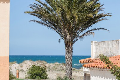 Holiday Home 'Villa Adela' with Sea Views, Private Pool and Wi-Fi