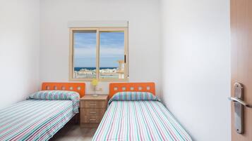 4 Schlafzimmer, kostenloses WLAN, Bettwäsche