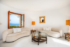 Télévision, table de tennis de table