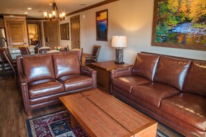 Smart-TV, peis, videospill og bøker