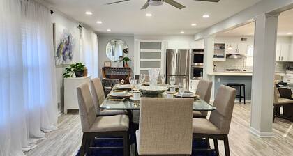 Experience comfort in our spacious 6-bedroom home near Augusta National