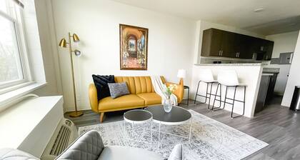 Sleepover: Luxurious 1BD/1BA + Gym - Cincinnati