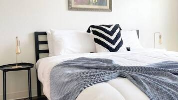 Desk, iron/ironing board, free WiFi, bed sheets