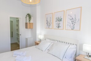 1 bedroom, iron/ironing board, WiFi, bed sheets - Casa Albufera | Nuevo Apartamento a 1m de la playa (Barbate)