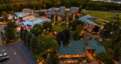 Large Family Lodge Masthope close to Narrowsburg