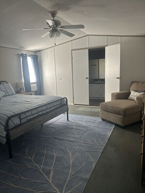 2 sovrum, värdeförvaringsskåp på rummet, gratis wi-fi och sängkläder