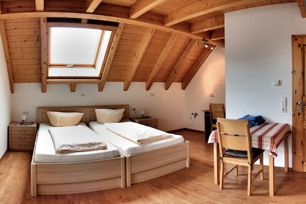 Doppelzimmer mit Dusche und WC