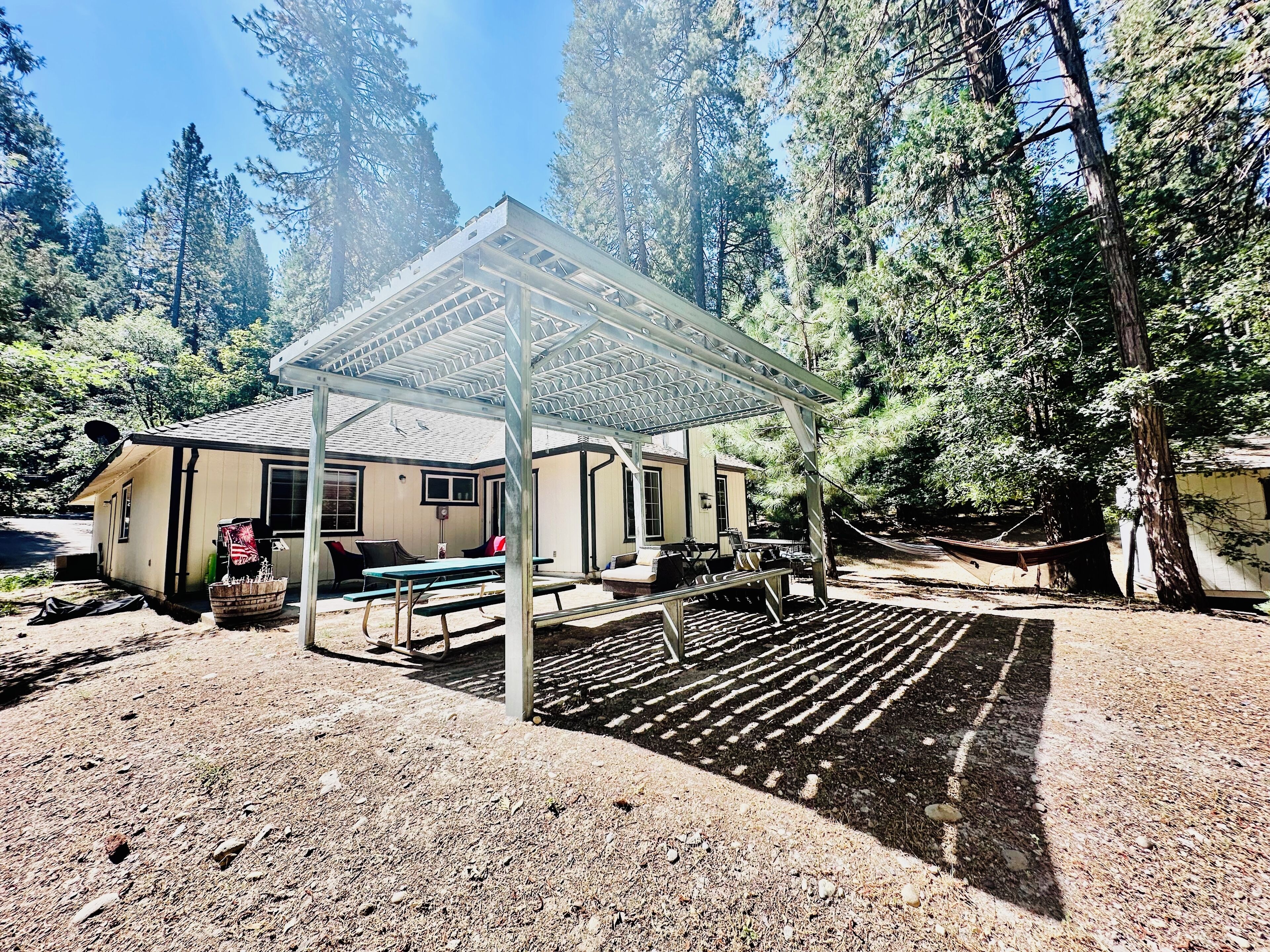 Lovely cabin/Lake Access/ArnoldCa