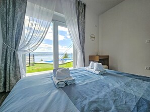 2 bedrooms, internet
