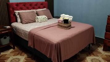 1 bedroom, free WiFi, bed sheets