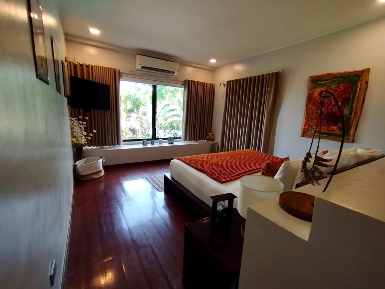 Yapak Villa | Décor unique, ameublement unique, bureau