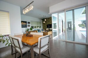 Pihala Villa | Private kitchen | Fridge, microwave, oven, stovetop - One Hagdan Villas (Boracay Island)