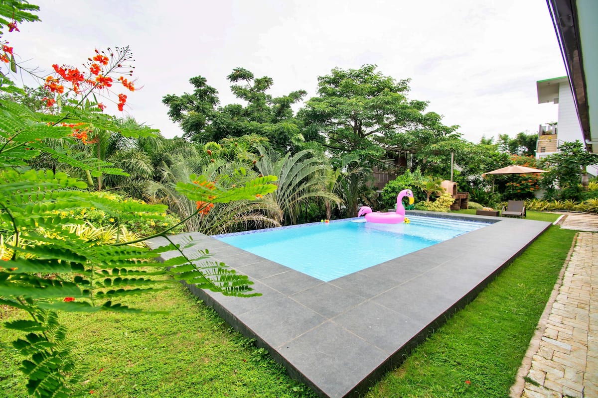 Yapak Villa | Garden view