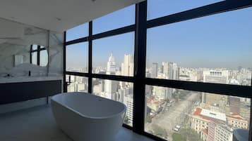 Habitación de lujo | 1 dormitorio y wifi gratis