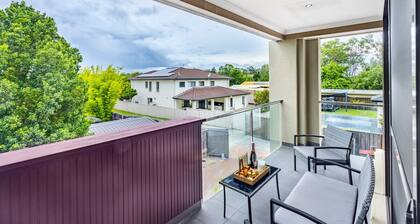 Unique&Modern 4BR House for Your Getaway @Stretton
