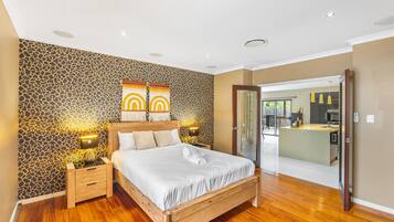 1 bedroom, desk, iron/ironing board, free WiFi