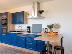 Fridge, microwave, oven, dishwasher - Maison Elio by Interhome (Vaux Sur Mer)