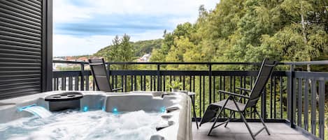 Bain à remous extérieur