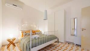 Unclassified image, 2 of 16, button - Caddipulina Apartment in Gallipoli 200m From Sea (Gallipoli)