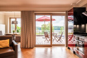 Interior - Studio Apartment "See-Lodge" with Lake View, Private Terrace & Wi-Fi (Bad Endorf)