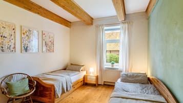 4 camere, Wi-Fi gratuito, lenzuola