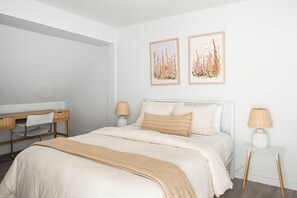 2 soverom, wi-fi (inkludert) og senget øy