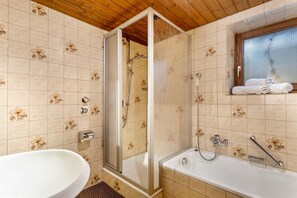 Shower, towels