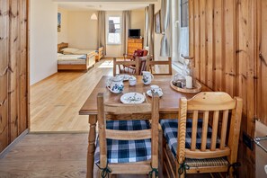 Dining - Holiday Apartment "Bachmanns 2" with Shared Garden & Wi-Fi (Schotten)