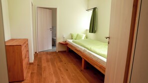 2 bedrooms, free WiFi, bed sheets